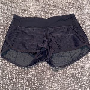 Lulu speed up mesh shorts size 4